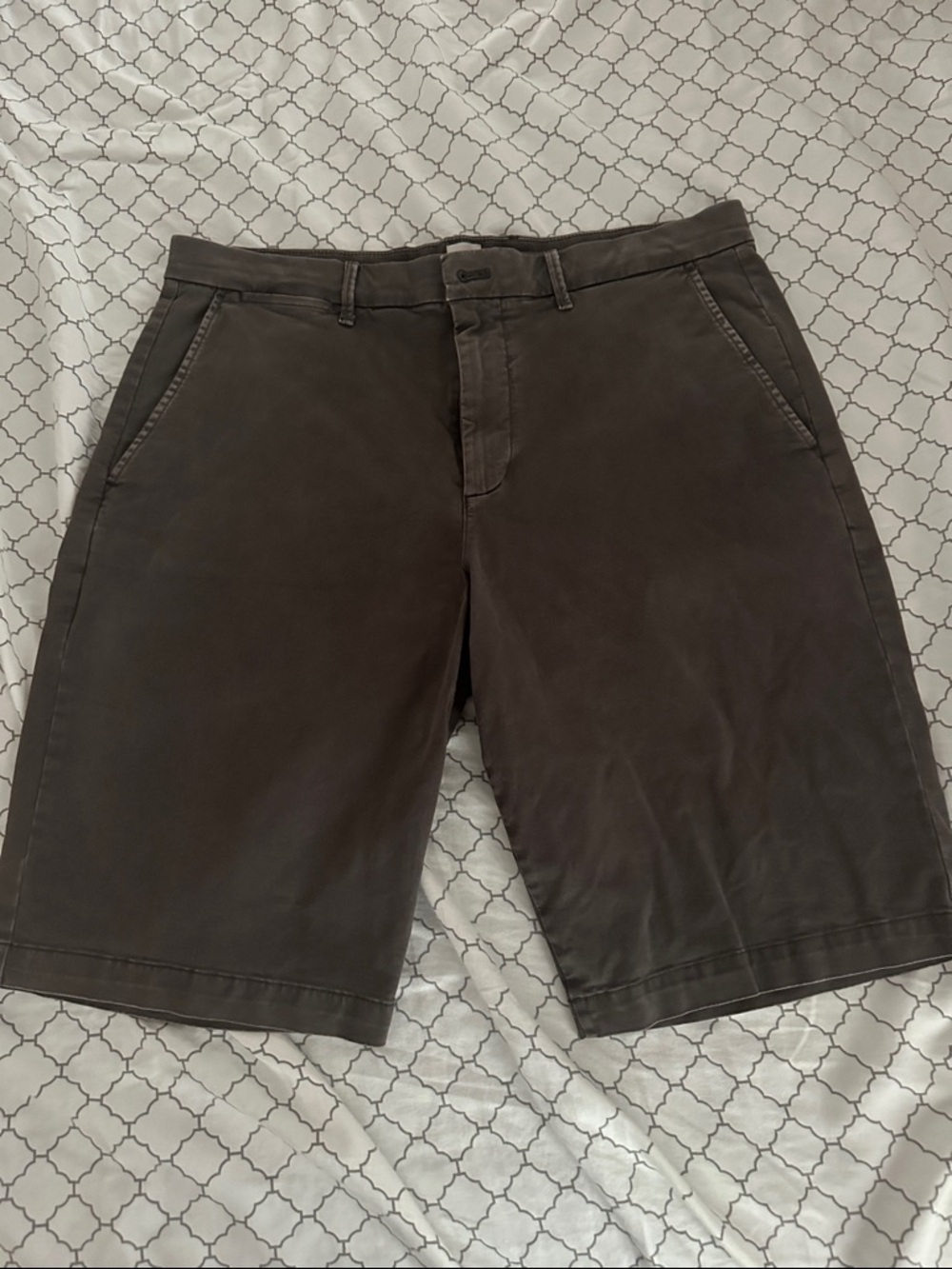 GAP Men's Dark Gray Flat Front Shorts